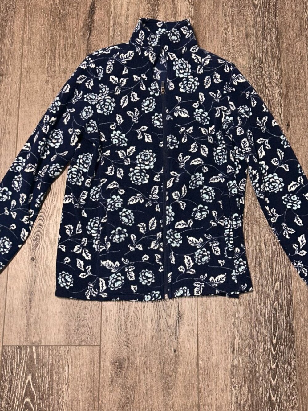 Lands End Women’s Fleece Jacket Size Medium M 10-12 Floral Design Blue White